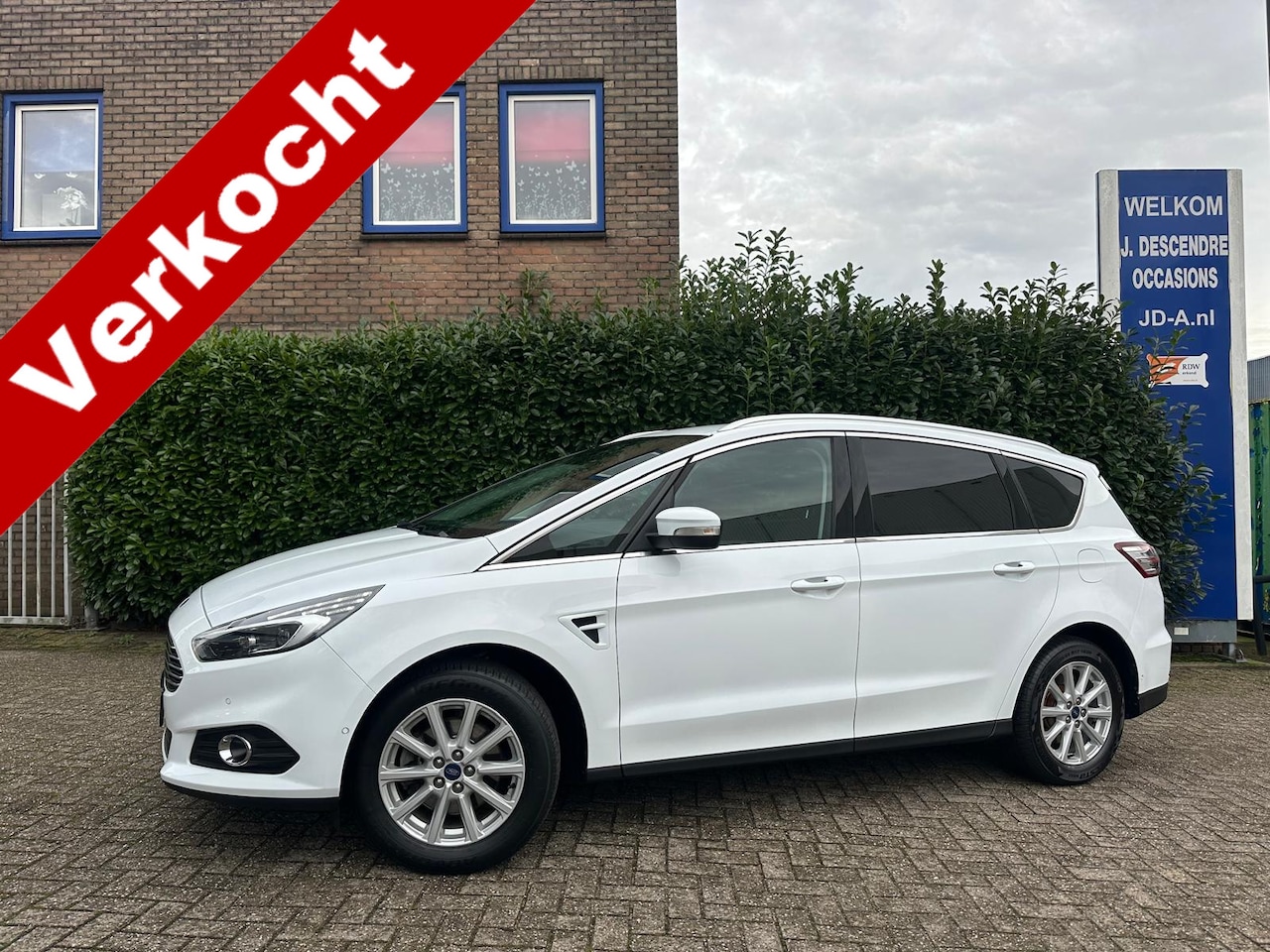 Ford S-Max - 1.5 Titanium Climate C, Cruise C, Navigatie, Camera!!!! Ditributieriem vervangen!!!! - AutoWereld.nl