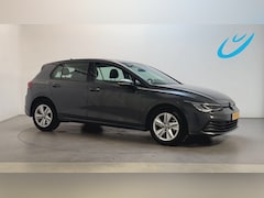 Volkswagen Golf - 1.0 TSI 110pk Life Parkeersensoren Sfeerverlichting Adaptive Cruise