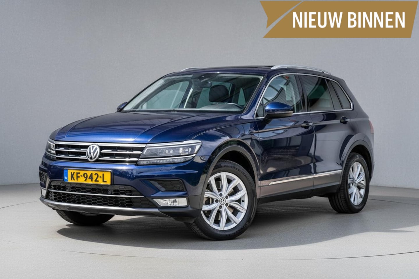 Volkswagen Tiguan - 2.0 TSI 180pk 4Motion Highline Org.NL|Pano-dak|Elek-trekhaak|Stoelmassage|ACC|1e-eig.|Atla - AutoWereld.nl