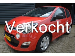 Renault Twingo - 1.2 16V Authentique Trekhaak Cruise Control
