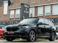 BMW X5 - xDrive45e High Exe M-Sport PANO 360 CAMERA LASER HUD 21 INCH STOELVER EN KOEL BOMVOL