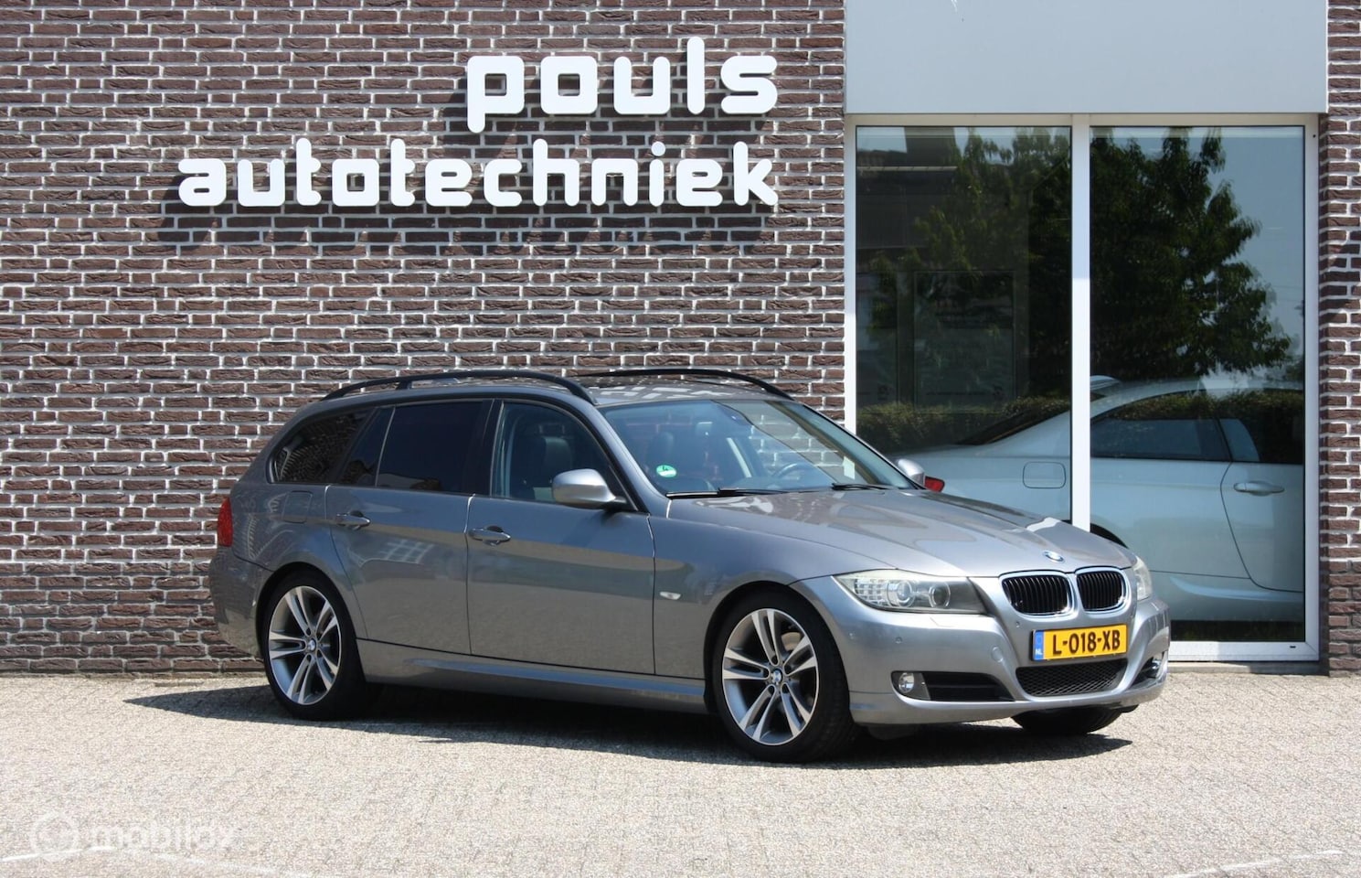 BMW 3-serie Touring - 320i High Exe. Pano, leder, navi pro, - AutoWereld.nl