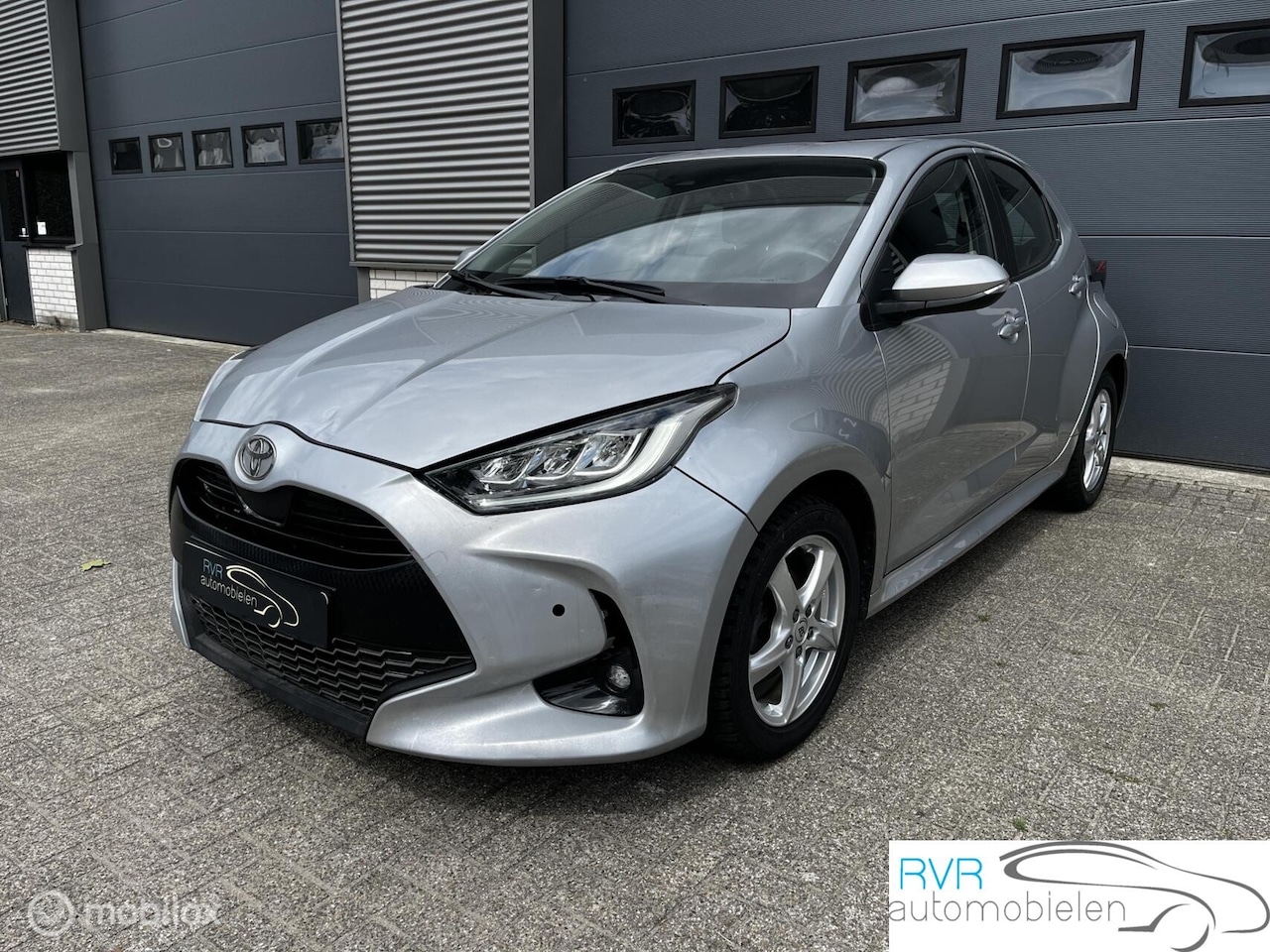 Toyota Yaris - 1.5 VVT-i Active 1.5 VVT-i Active - AutoWereld.nl