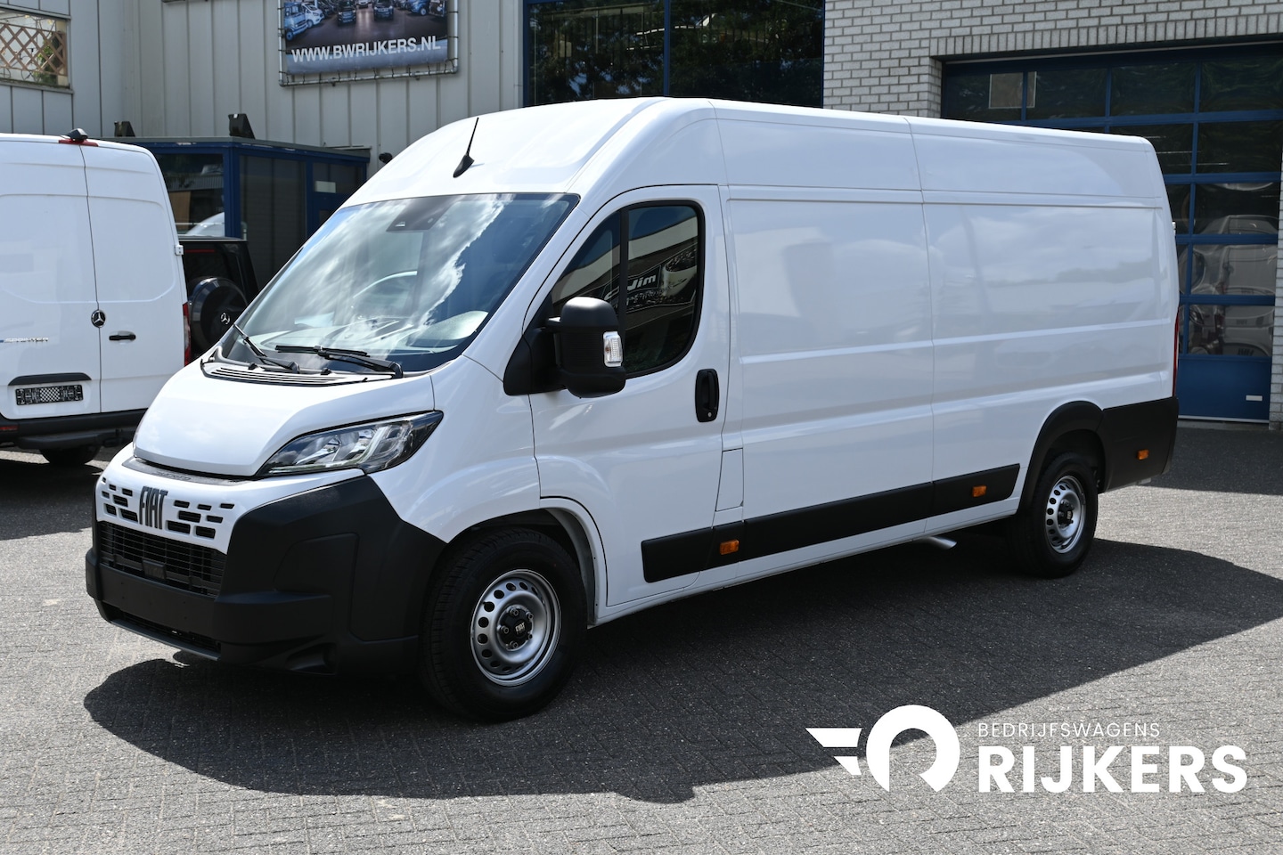 Fiat Ducato - L4H2 Maxi 140 pk 2.2 MultiJet 3.5t Camera, 270 Graden achterdeuren - AutoWereld.nl
