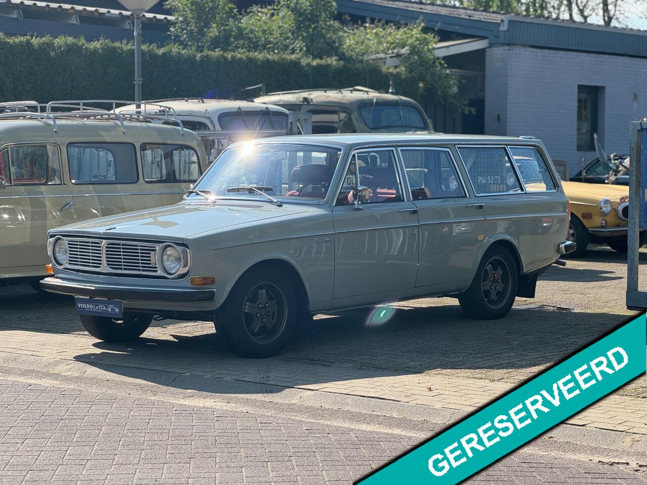 Volvo 145 - de Luxe De Luxe, Virgo velgen, trekhaak, deels nieuw gespoten - AutoWereld.nl