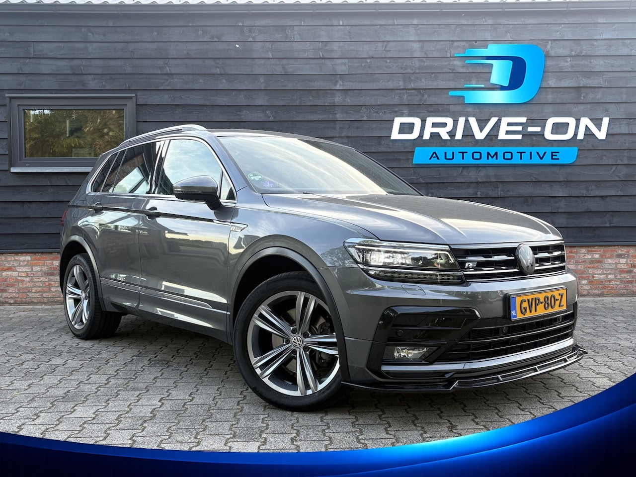 Volkswagen Tiguan - 2.0 TSI 4Motion Highline - R-line - ACC - Led - AutoWereld.nl