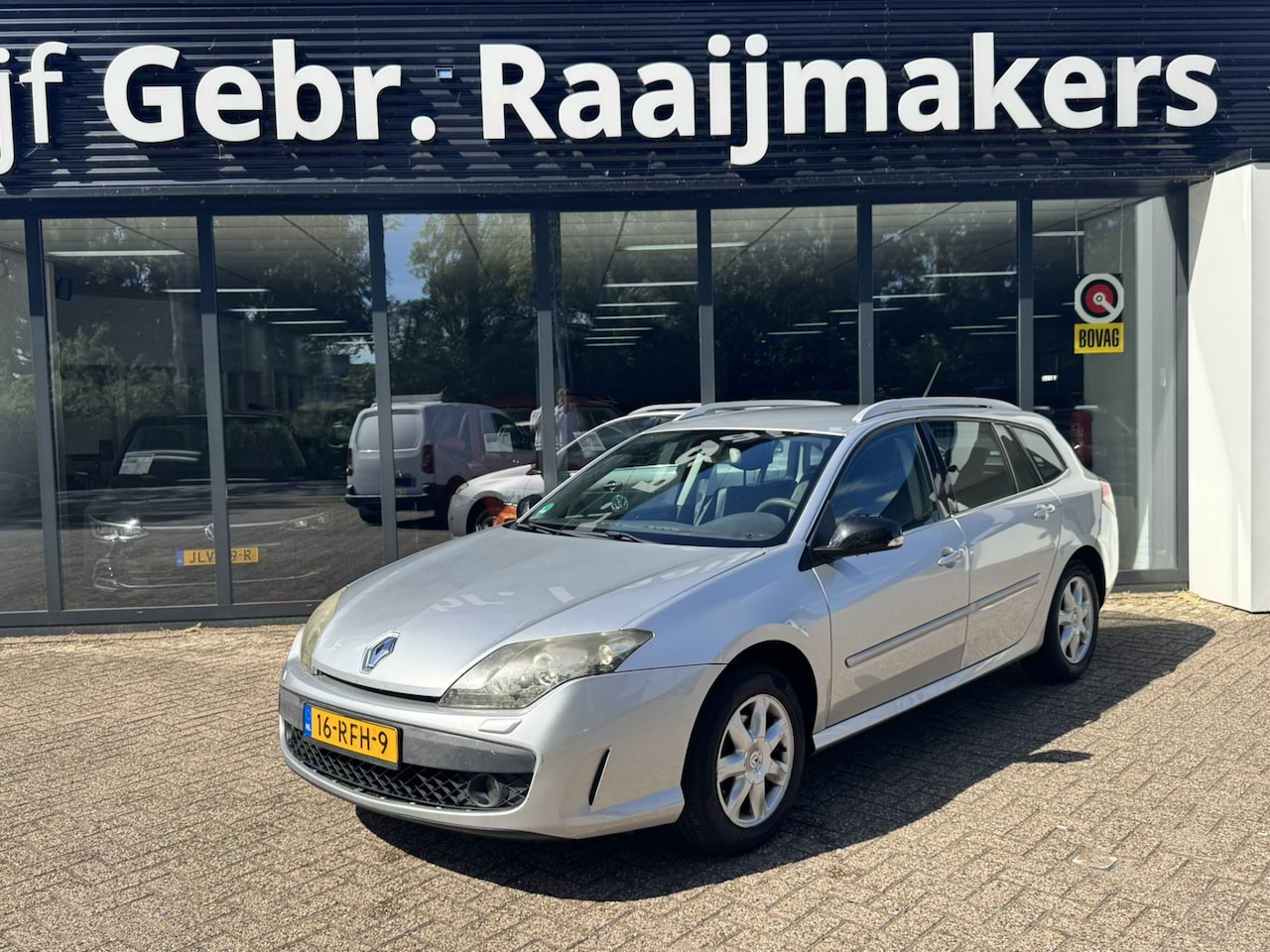 Renault Laguna Estate - 1.5 dCi Dynamique*Navi*ECC*EXPORTPRIJS* - AutoWereld.nl