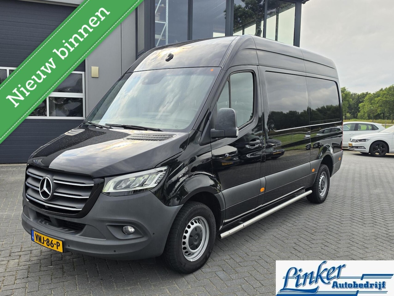 Mercedes-Benz Sprinter - bestel 319 3.0 CDI L2H2 V6/LEDER/TREKH/AUTOMAAT - AutoWereld.nl
