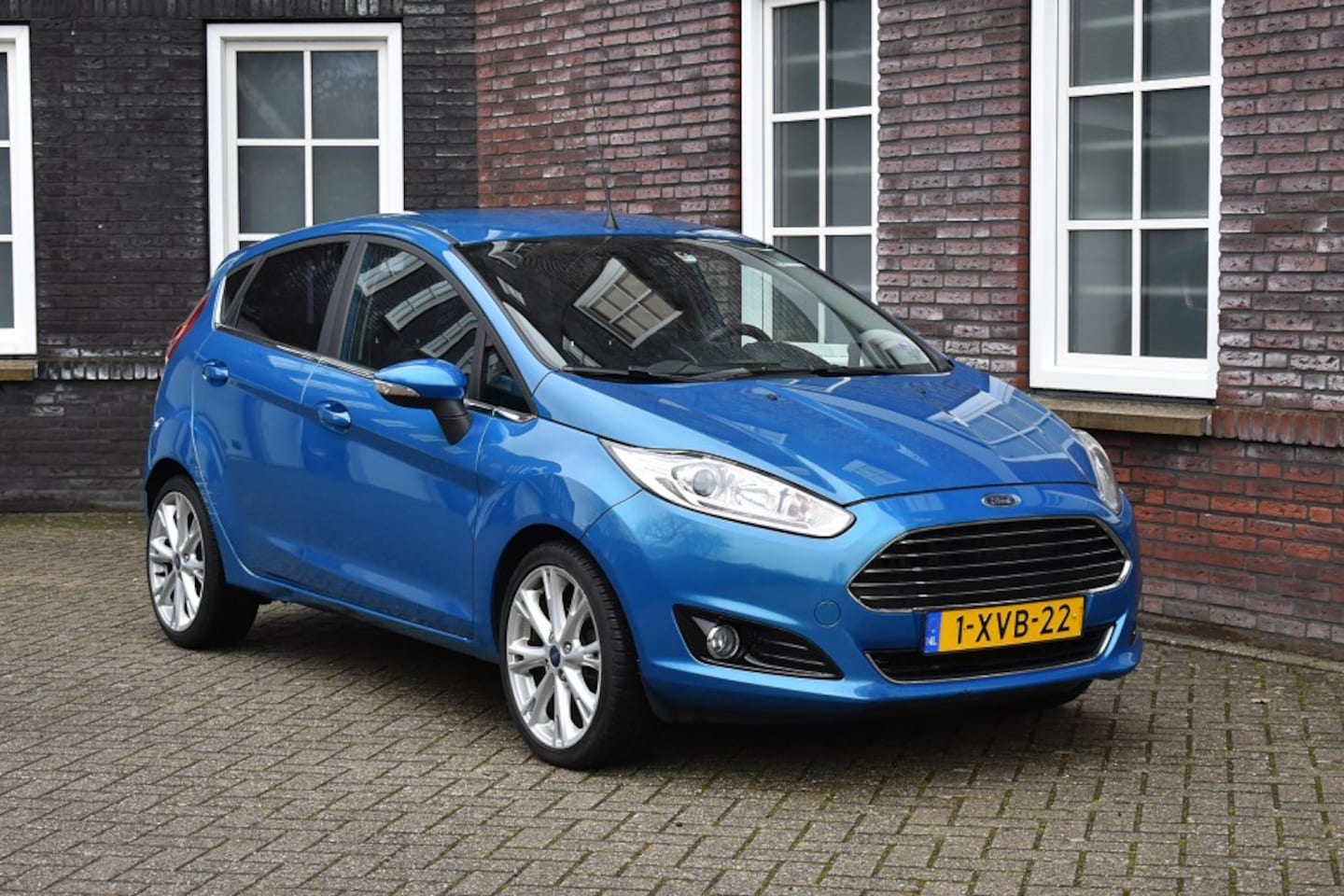 Ford Fiesta - 1.0 EcoBoost Titanium X/Apple car play/Verw stoelen/Climat control Wij zijn op afspraak ge - AutoWereld.nl