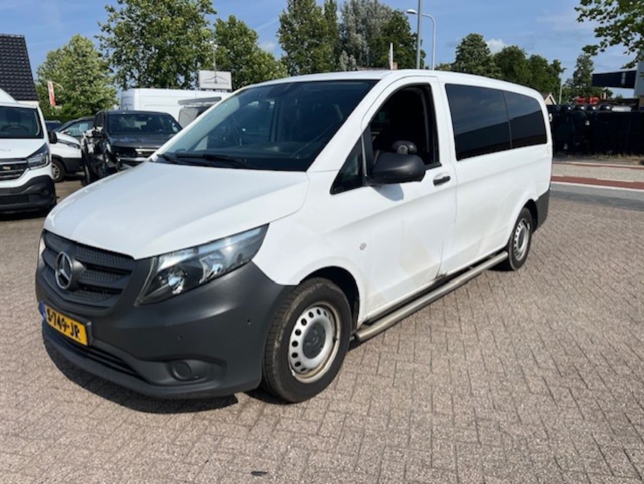 Mercedes-Benz Vito Tourer - 116 CDI 120kw LANG PKW BRIEF 8P AUT. KLIMA EURO6 - AutoWereld.nl