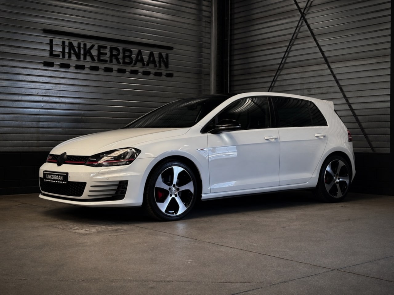 Volkswagen Golf - VII Lim. GTI | Pano | Cruise Controle | 18 inch | Stoelverwarming | - AutoWereld.nl