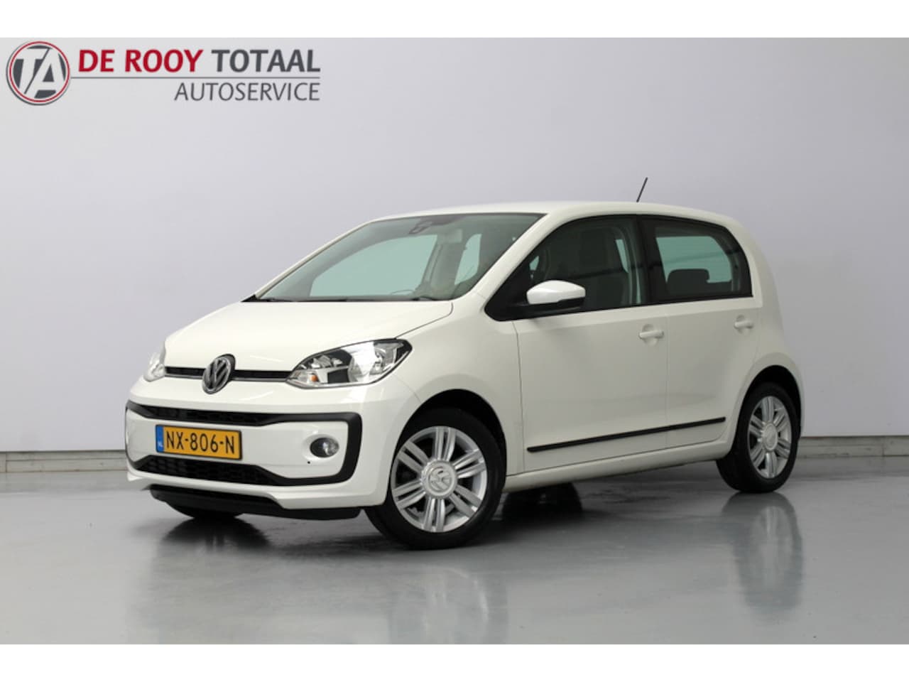 Volkswagen Up! - 1.0 BMT high up! 1.0 BMT high up! 60PK, AIRCO | CRUISE CONTROLE | ELEC-RAMEN/SPIEGELS | PARKEERSENSOREN | C - AutoWereld.nl