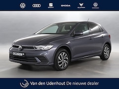 Volkswagen Polo - 1.0 TSI 95pk Life Edition / Navigatie / Stoelverwarming / Camera
