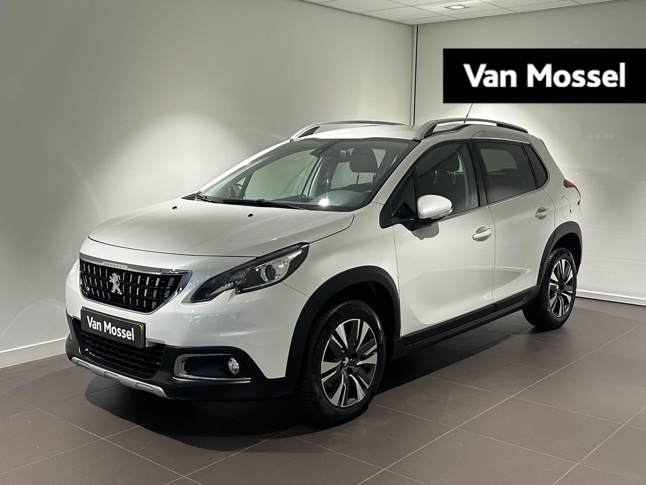 Peugeot 2008 - 1.2 PureTech Allure | Camera | Climate control | Lichtmetalen velgen - AutoWereld.nl