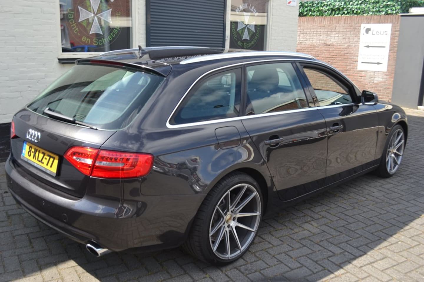 Audi A4 Avant - 1.8 TFSI Business Edition/Panoramadak/19 inch - AutoWereld.nl
