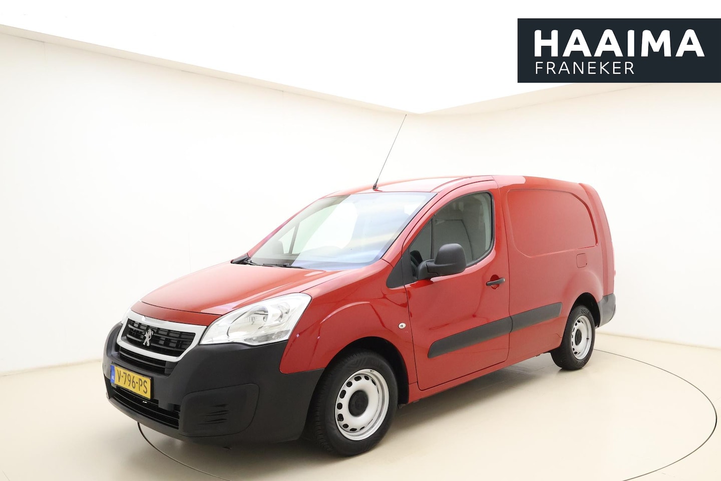 Peugeot Partner - 122 1.6 BlueHDi 100 L2 Premium S&S Automaat | Marge | Climate Control | Cruise Control | D - AutoWereld.nl