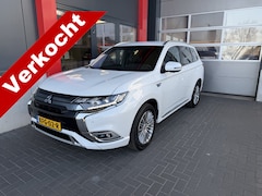 Mitsubishi Outlander - 2.4 PHEV Instyle Diamand Edition/ Dealer onderh. /360º CAMERA/LEDER VOL/DODE HOEK DET./TRE
