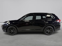 Mitsubishi Outlander - 2.0 Black edition 7 persoons, Trekhaak, 360 camera