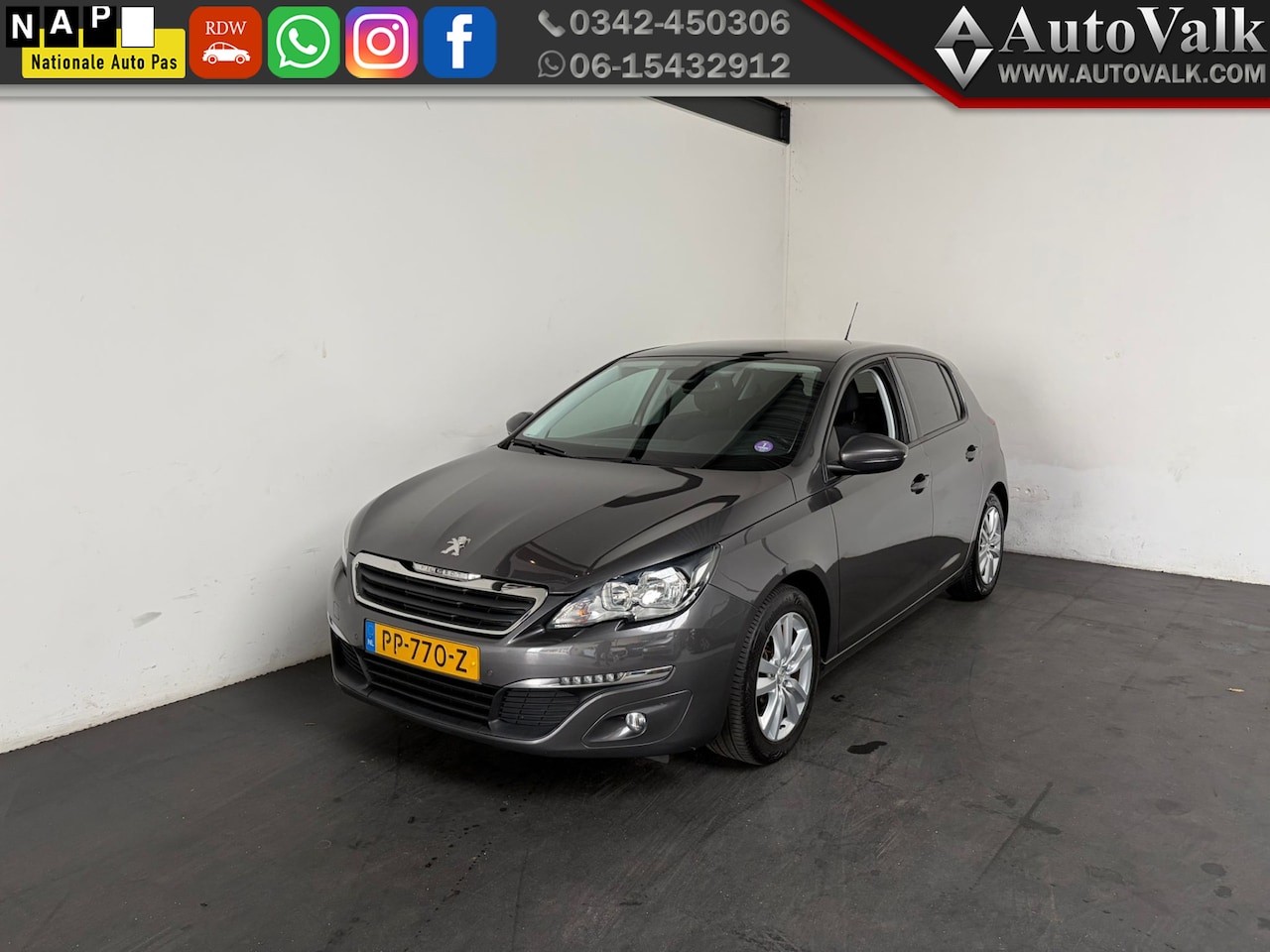 Peugeot 308 - 1.2 PureTech Blue Lease Executive. Pano+Trekhaak! - AutoWereld.nl