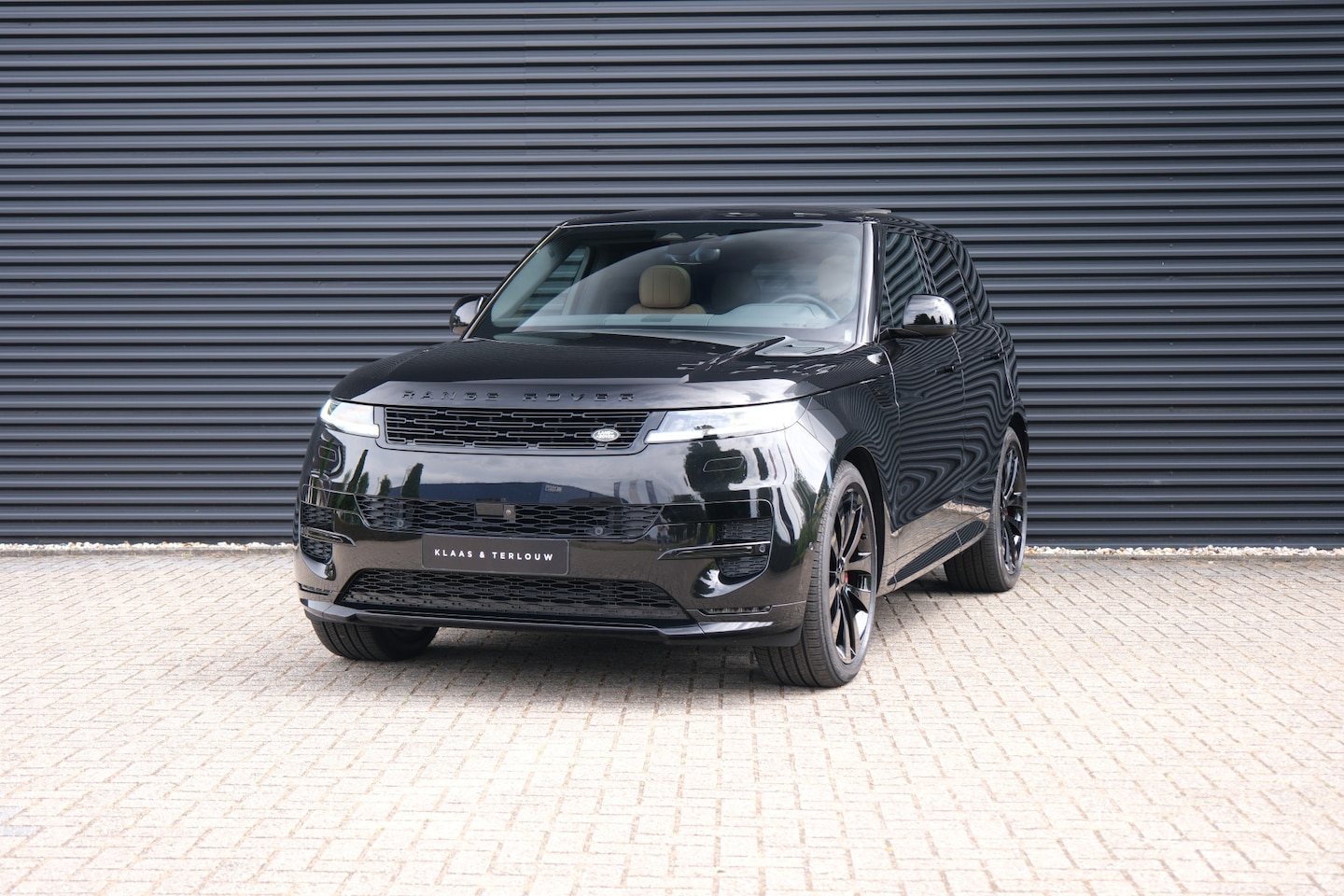 Land Rover Range Rover Sport - 3.0 P460e Dynamic SE | NP € 134.339,- | Black Pack | Schuifkanteldak | 23'' |Softclose - AutoWereld.nl