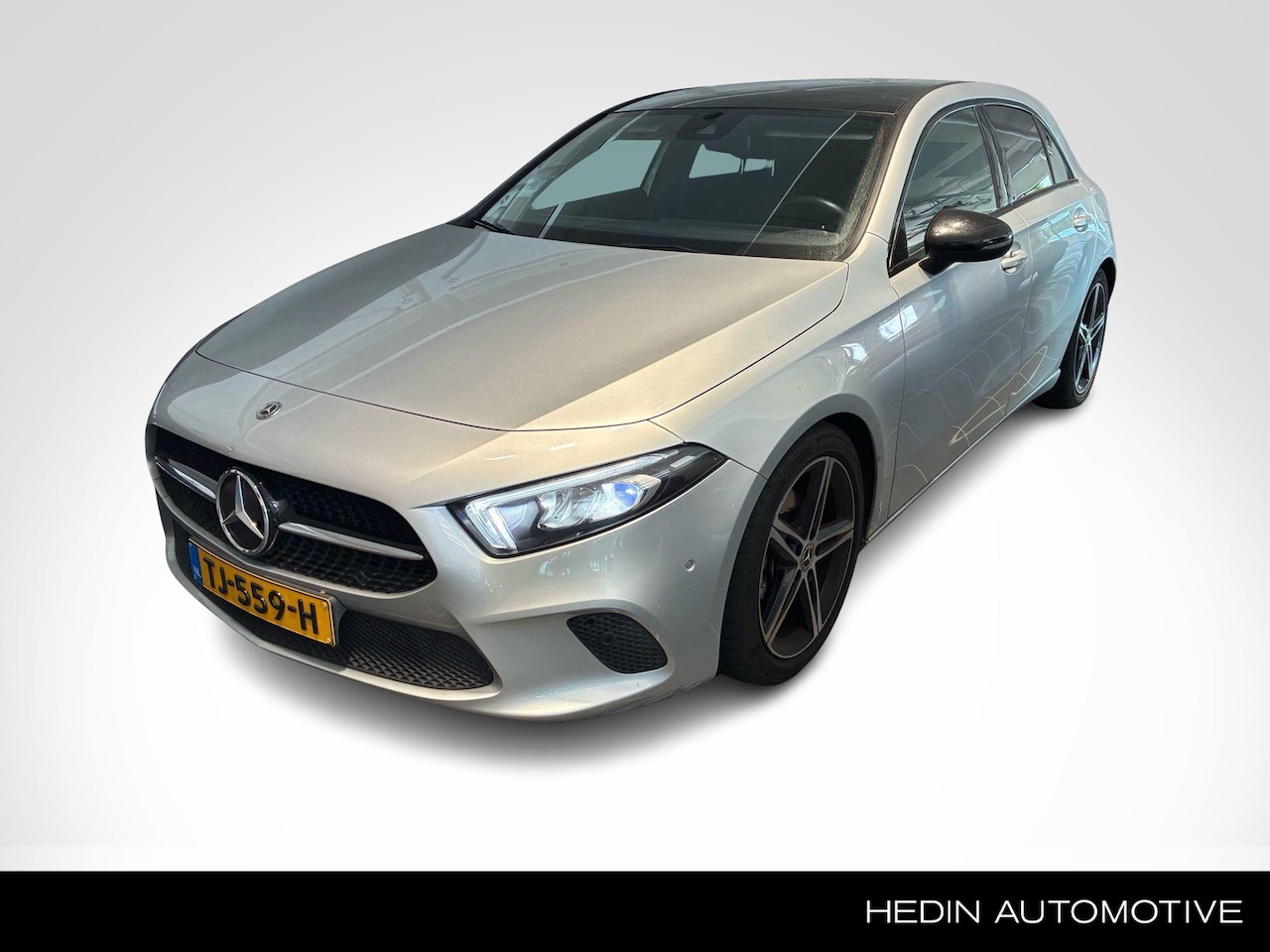 Mercedes-Benz A-klasse - A 200 Automaat Progressive Line | Advantage Pakket | Nightpakket | Panoramadak | LED | Adv - AutoWereld.nl