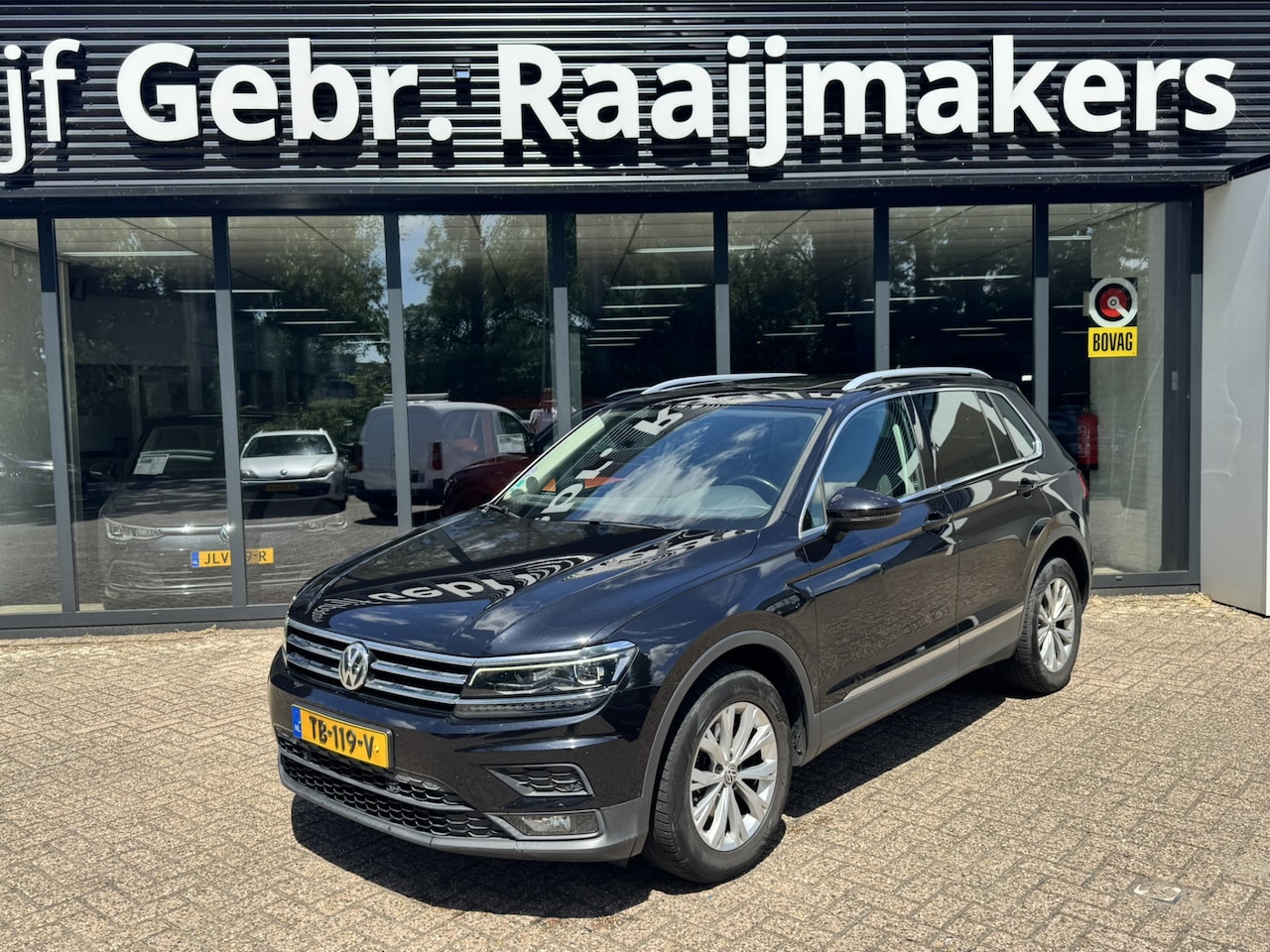 Volkswagen Tiguan - 1.4 TSI 4Motion Comfortline*Panoramadak*ACC*Navi*EXPORT/EX.BPM* - AutoWereld.nl