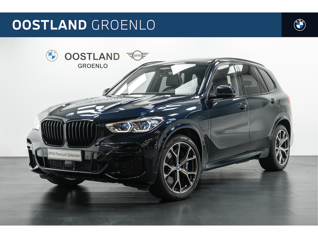 BMW X5 - xDrive45e M Sport Automaat / Trekhaak / Panoramadak / Comfort Access / Laserlight / Head-U - AutoWereld.nl