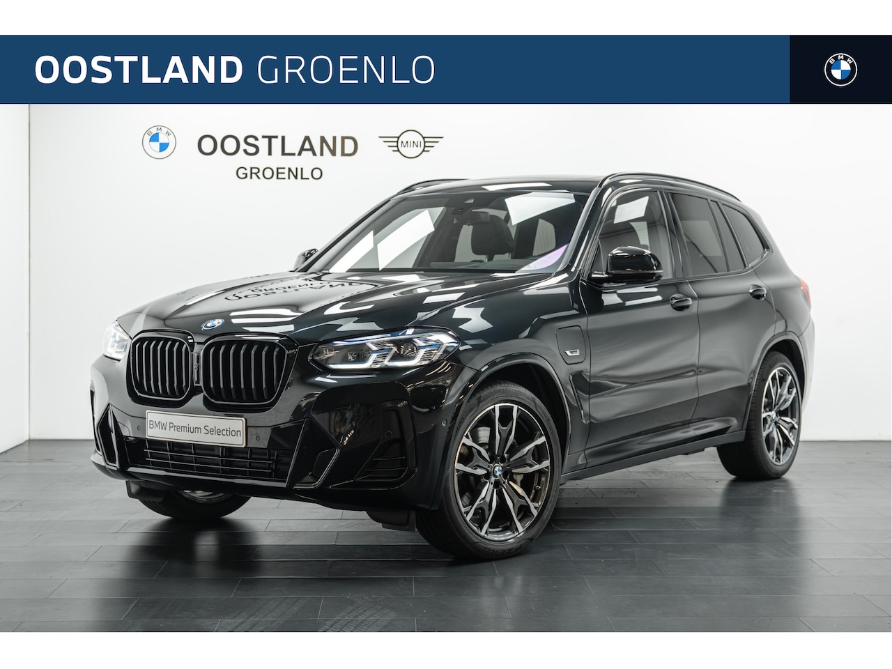 BMW X3 - xDrive30e High Executive M Sport Automaat / Trekhaak / Panoramadak / Sportstoelen / Comfor - AutoWereld.nl