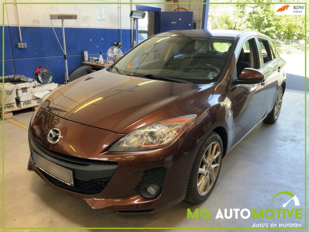 Mazda 3 - 1.6 Navigator | Clima | Cruise | Navi | 17 inch | PDC - AutoWereld.nl