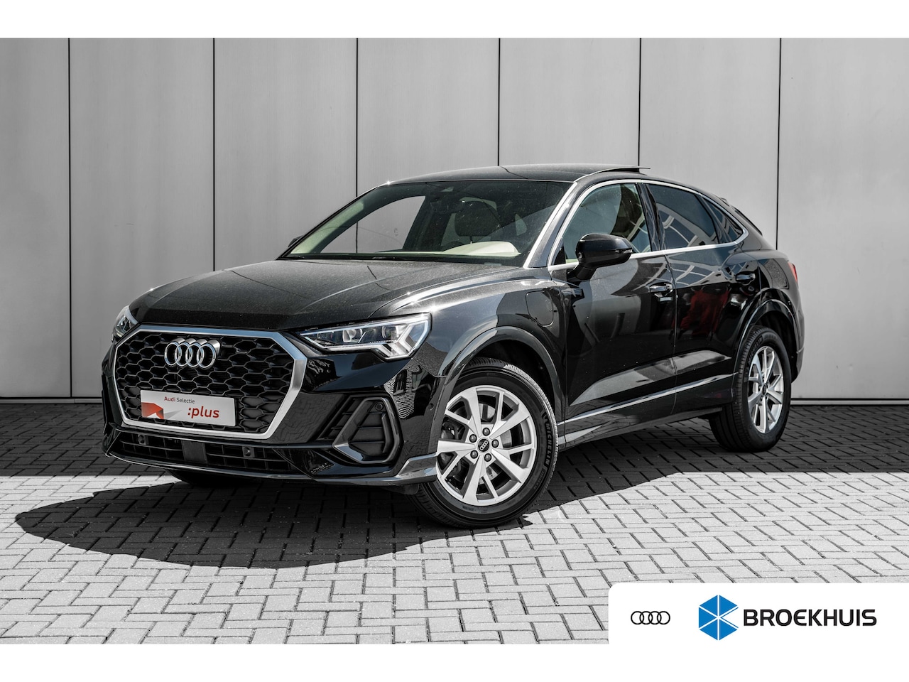 Audi Q3 Sportback - 45 TFSI e S Edition 245 PK | Panoramadak | Trekhaak | Adaptief demping systeem | Geheugens - AutoWereld.nl