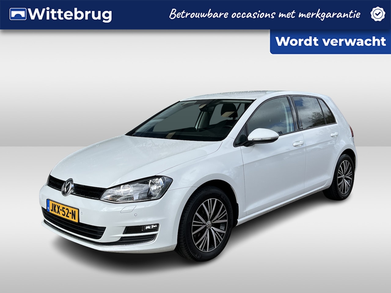 Volkswagen Golf - 1.2 TSI Connected Series / Trekhaak / DSG / Navigatie / Stoelverwarming - AutoWereld.nl