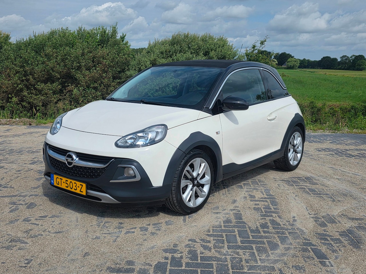 Opel ADAM - 1.0 Turbo Rocks 2015 LUXE uitvoering - AutoWereld.nl