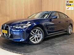 BMW i4 - EDrive40 High Executive 84 kWh|99% SOH|PANORAMADAK|HEAD-UP|ACC|MEMORY|VOLLEDER|CARPLAY|CAM