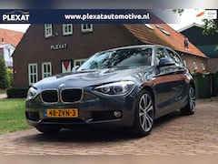 BMW 1-serie - 118i Upgrade Edition Aut. | Xenon | Lederen Stoelen | Airco | Navigatie | 17 Inch | Histor