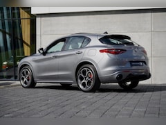 Alfa Romeo Stelvio - 2.0 T AWD Veloce Q4