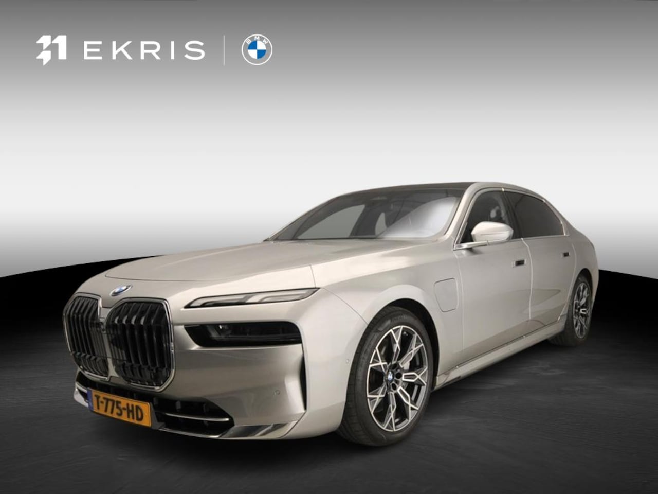 BMW 7-serie - 750e xDrive | LED | Leder | HUD | Achterasbesturing  | Rear seat entertainment | Panoramad - AutoWereld.nl
