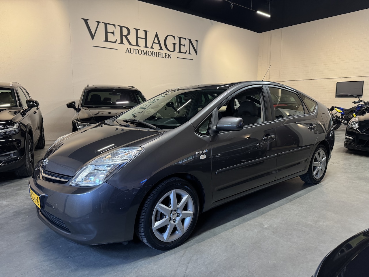 Toyota Prius - 1.5 VVT-i 2e eigenaar Dealer onderhouden - AutoWereld.nl