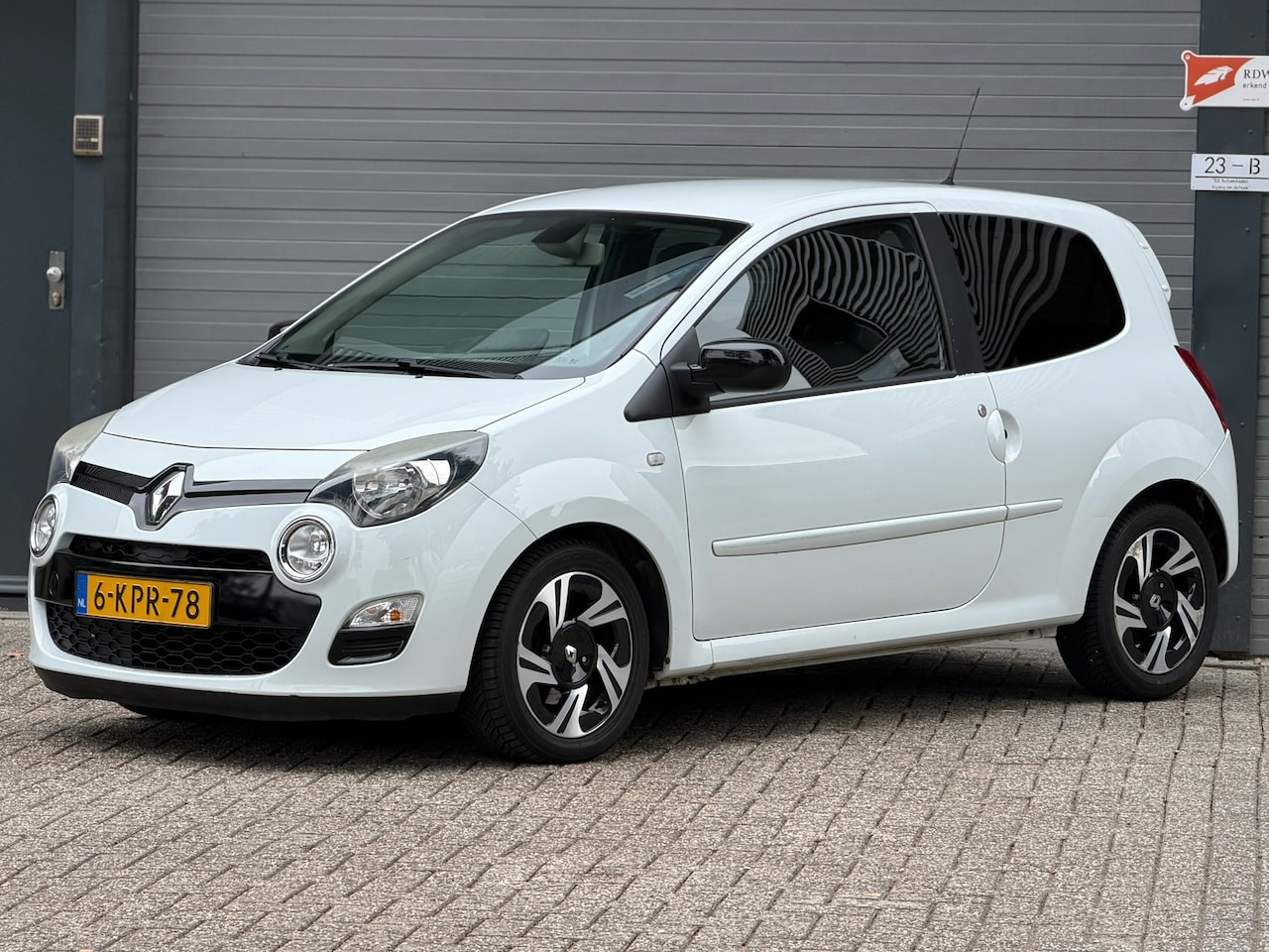 Renault Twingo - 1.2-16V Dynamique 1.2 16V Dynamique - AutoWereld.nl