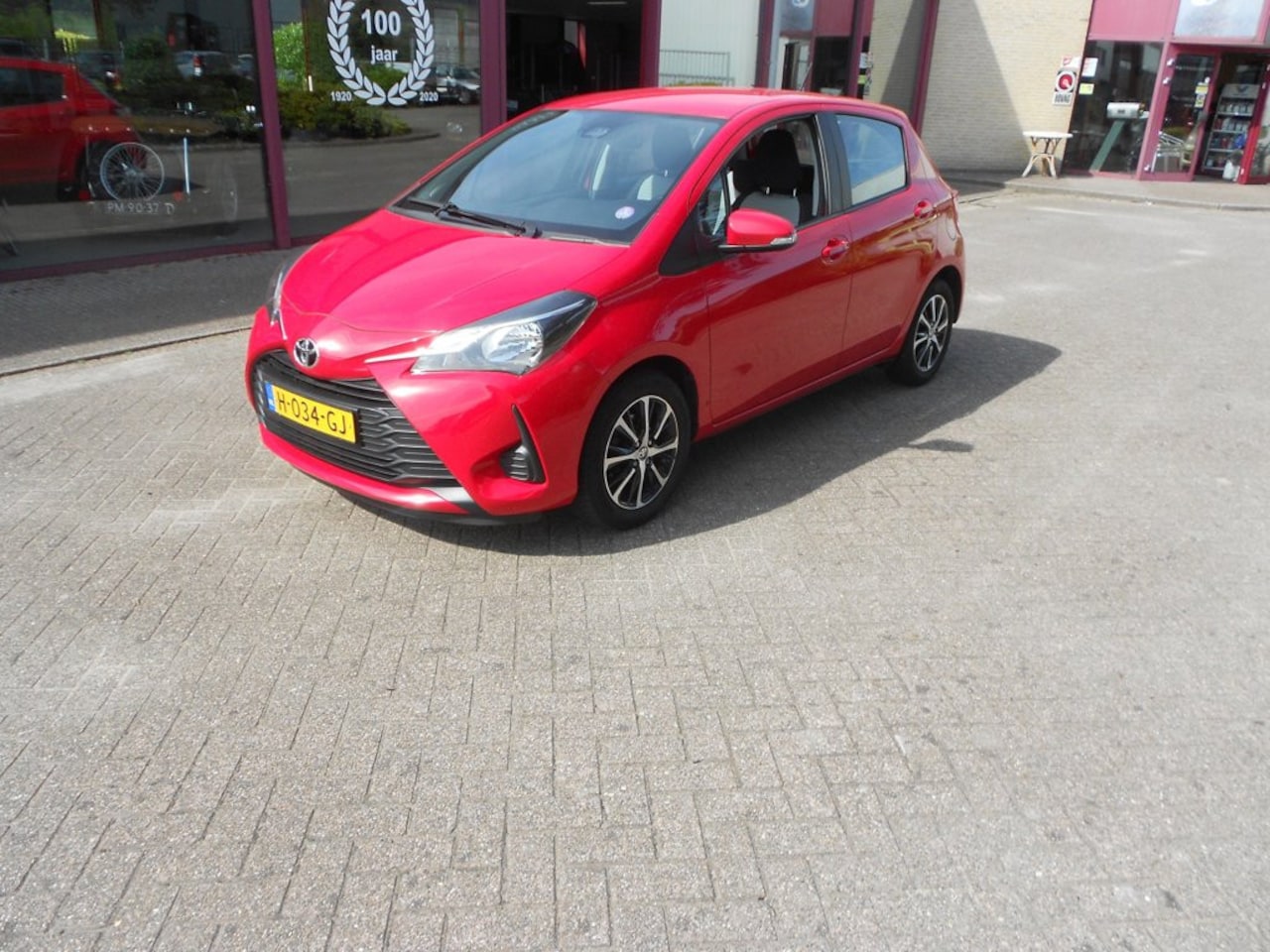 Toyota Yaris - 1.0 VVT-i Connect 1.0 VVT-i Connect - AutoWereld.nl