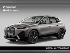 BMW iX - xDrive40 Executive 77 kWh | Adaptief onderstel met luchtvering | 22" | Parking Assistant |