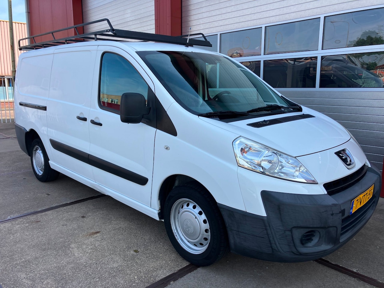 Peugeot Expert - 229 1.6 HDI L2H1 229 1.6 HDI L2H1 - AutoWereld.nl