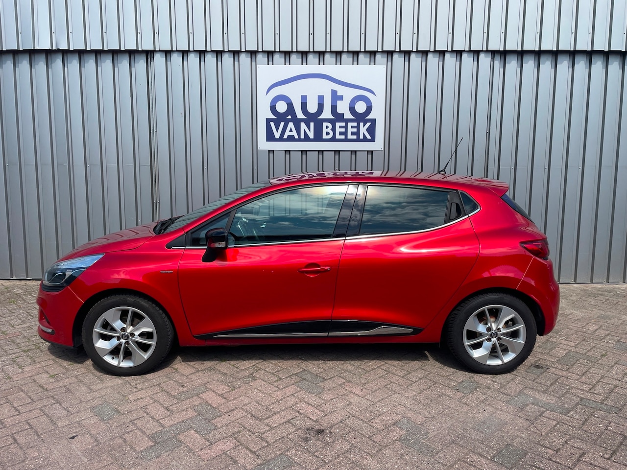 Renault Clio - 0.9 TCe Limited 0.9 TCe Limited - AutoWereld.nl