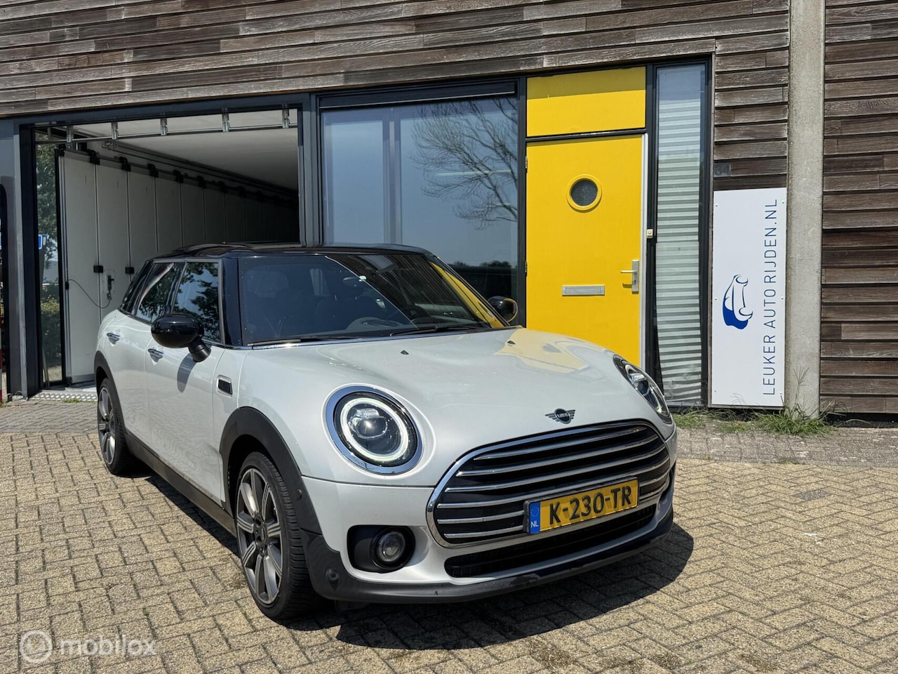 MINI Clubman - 1.5 Richmond Park Edition Top staat garantie - AutoWereld.nl