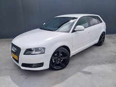Audi A3 Sportback - 1.4 TFSI Attraction NAVI CRUISE ECC TREKHAAK