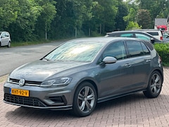 Volkswagen Golf - 1.5 TSI Highline Business R