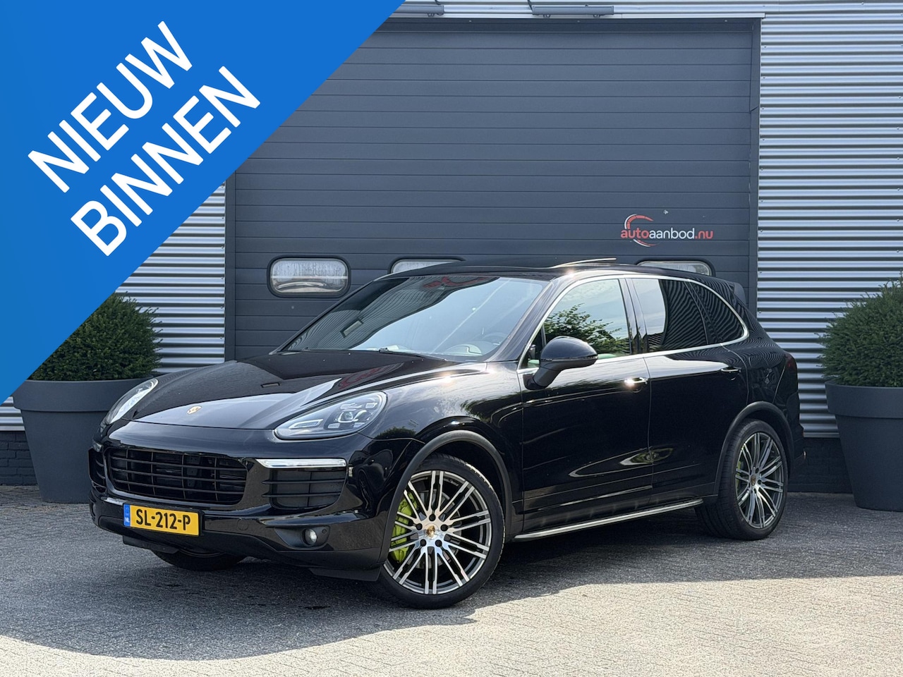 Porsche Cayenne - 3.0 S E-Hybrid Sport Chrono | Panoramadak | Camera | Bose | Stoelventilatie/Verwarming | - AutoWereld.nl