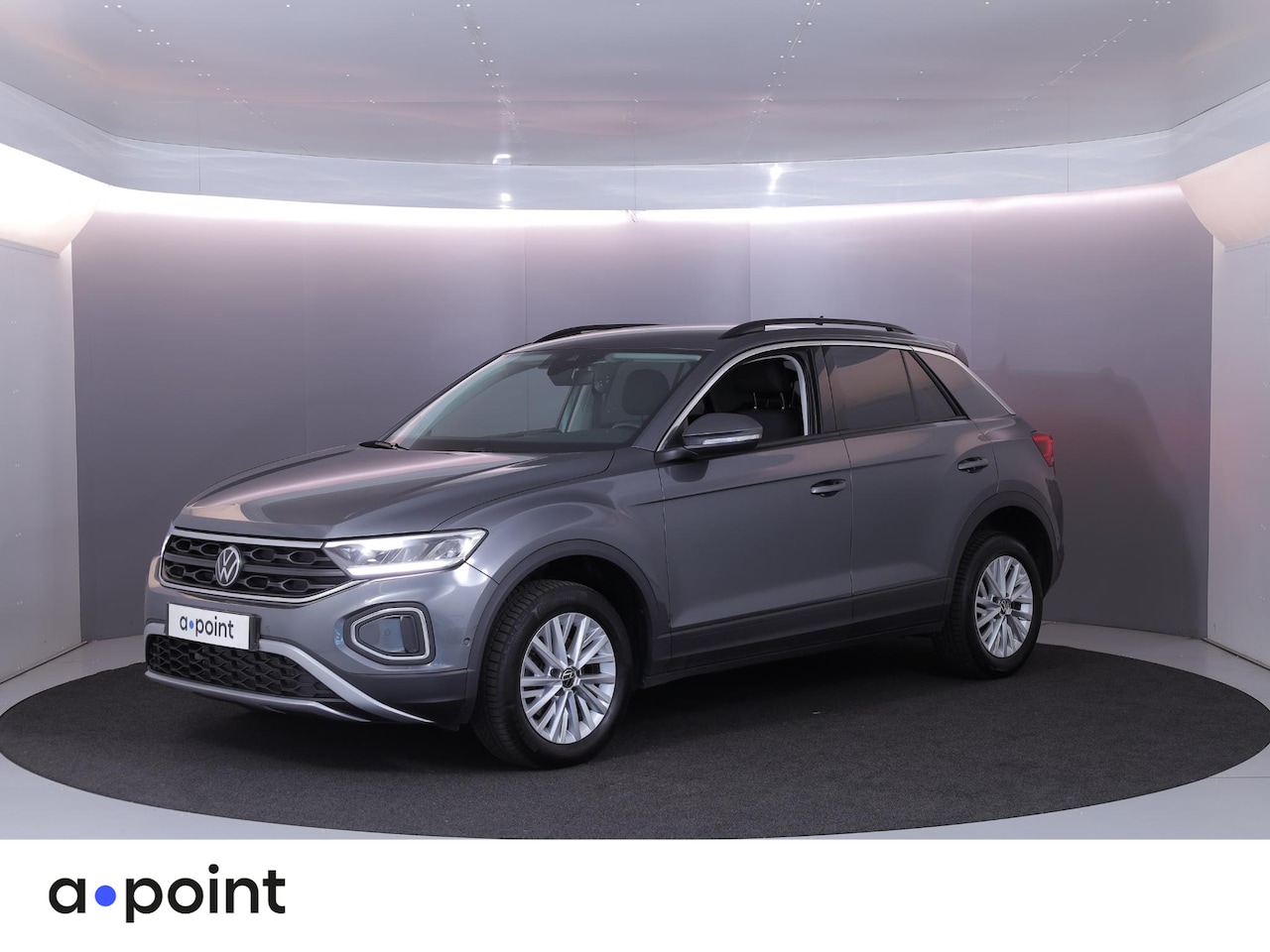 Volkswagen T-Roc - 1.5 TSI Life 150 pk Automaat (DSG) | Navigatie via App | Parkeersensoren (Park assist) | A - AutoWereld.nl
