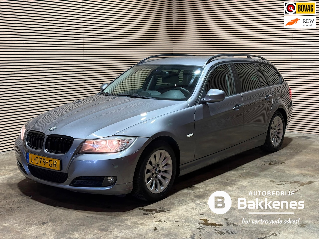 BMW 3-serie Touring - 318i | Airco | Cruise | Trekhaak - AutoWereld.nl
