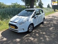 Ford B-Max - 1.0 EcoBoost Titanium Airco Navi Trekhaak Pdc Cruise Achteruitrijcamera
