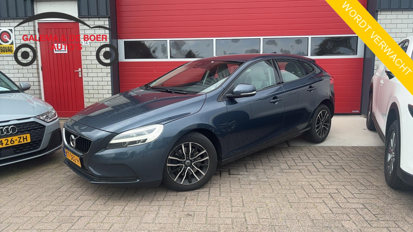 Volvo V40 - 2.0 T2 Nordic+ TREKHAAK / STANDKACHEL / FULL LED / STOELVERW / NAVI / CLIMA / PDC / BLUETO - AutoWereld.nl